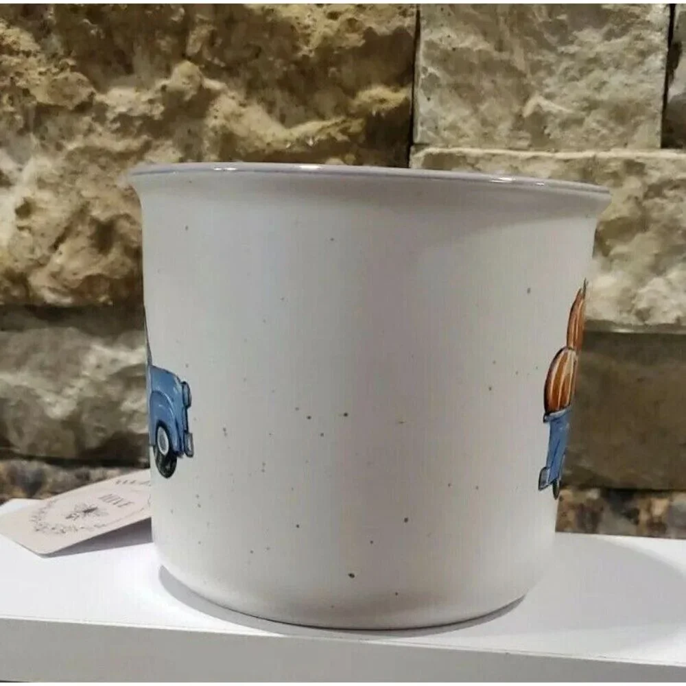 Heartland hive mug